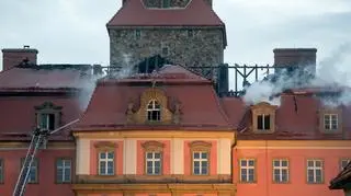 Na Zamku Książ spłonęło 500 metrów kwadratowych dachu