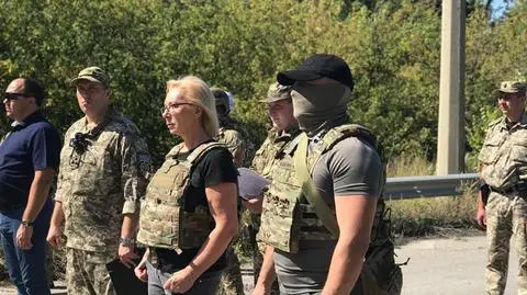 Ukraina. Separatyści przekazali władzom w Kijowie 54 więźniów