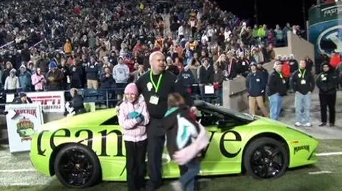 Wygrał Lamborghini i natychmiast je rozbił