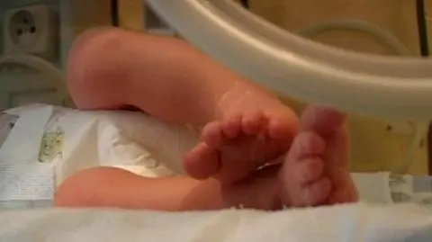 Dziecko nadał przebywa na oddziale intensywnej terapii