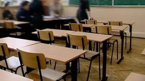 Przyjechał pijany i prowadził lekcję
