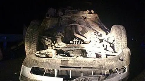Ukradł samochód, bo chciał pojechać na dyskotekę. Po drodze dachował
