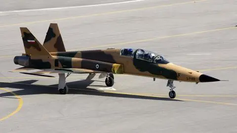 Irański nowy myśliwiec. Saegheh 2 przebudowany F-5 Tiger