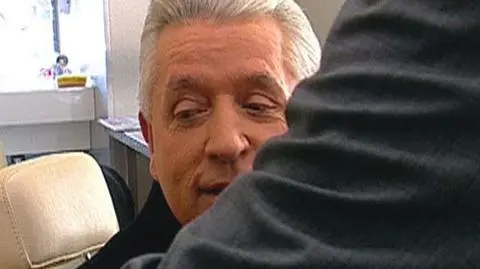 Lepper zablokowany!