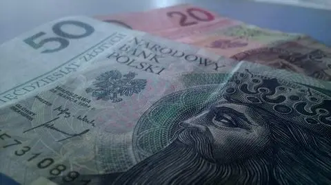 Sfałszował 10 banknotów. Grozi mu 25 lat więzienia