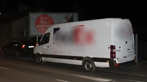 Kurier miał 4 promile, wjechał w auto przed nim