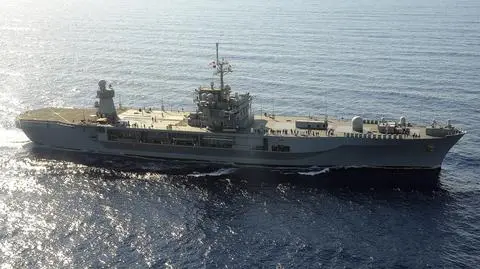 USS Mount Whitney rutynowo opływa całą Europę jako jednostka flagowa 6 Floty USA