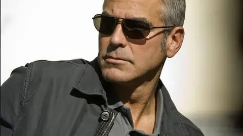 Clooney nakręci film o aferze podsłuchowej. Tej brytyjskiej