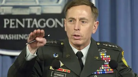 Były dyrektor CIA skazany. "Zawiódł pokładane w nim zaufanie"