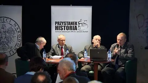 Historycy krytykują IPN. "Za duży nacisk na materiały UB i SB"