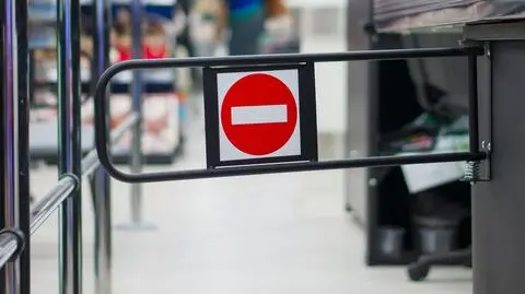 Poles have adjusted well to the Sunday trade ban in 2018