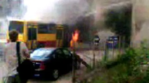 Łódź: internauta sfilmował pożar autobusu