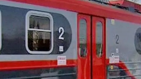 Na razie koniec strajku. Pociągi ruszyły planowo