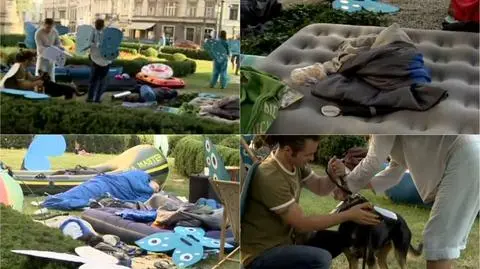 Materacami i skrzydłami walczą z zabudową krakowskiego Zakrzówka 