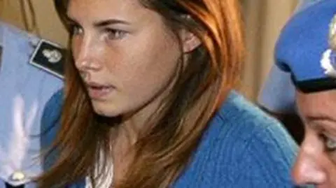 Morderczyni w więzieniu "przerażona, ale pełna nadziei"