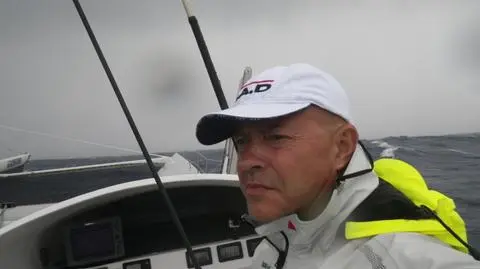 Awaria autopilota na katamaranie Paszke. "Nie znam się na tym, ale wszystko działa"