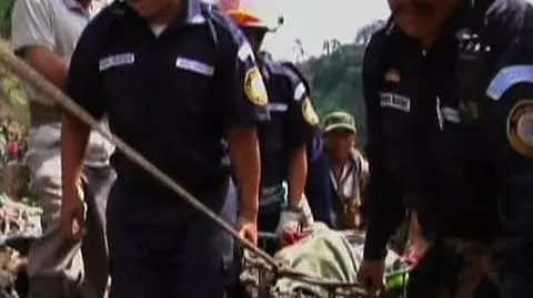 Zginęli pod stertą śmieci