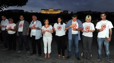 Gruzja wypuszcza fotografów