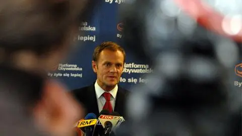 Tusk: Kaczyńscy uwłaszczyli się na państwowym majątku