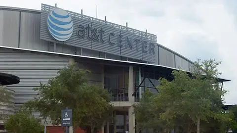 AT&T dostarcza CIA dane o cudzoziemcach. Agencja odwdzięcza się milionami dolarów