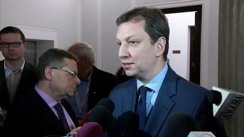 Podróże Radosława Sikorskiego. Andrzej Halicki broni Sikorskiego