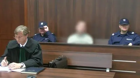 Zabił matkę, ciężko ranił ojca. Ruszył proces