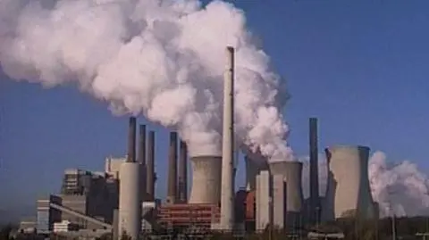 Pakiet klimatyczny nie uderzy w portfele Polaków?