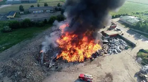 Ostrów Wielkopolski. Pożar składowiska odpadów