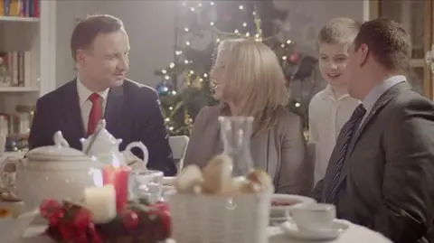 Spot kandydata PiS. Duda promuje się przy świątecznym stole.