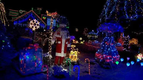 Polkowice. Świąteczna iluminacja domu państwa Duszeńków