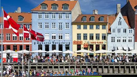 Najszczęśliwsi ludzie świata żyją w Danii. Polska na 51. miejscu