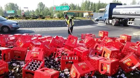 Dolny Śląsk: piwo rozlało się na drogę