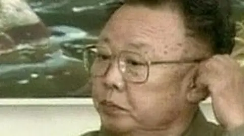 Zmiany w więzieniu 
Kimów coraz bliżej