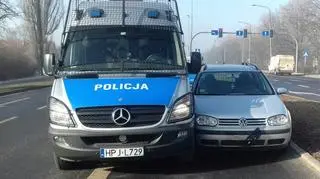 Pijany kierowca uderzył w policyjny radiowóz