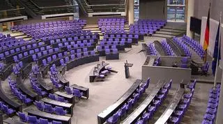 Niemieccy parlamentarzyści zdecydowali o zaostrzeniu kar za wykonywanie i rozpowszechnianie zdjęć nagich dzieci 