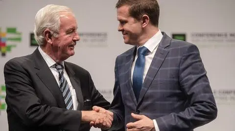 Witold Bańka with the outgoing WADA chief Sir Craig Reedie