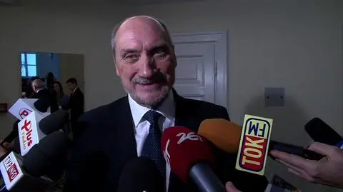 Macierewicz i Biernacki po sejmowej komisji ds. służb specjalnych