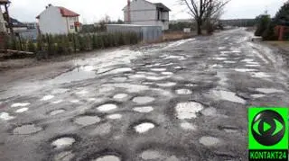 Mieszkańcy Pabianic od lat skarżą się na fatalny stan dróg