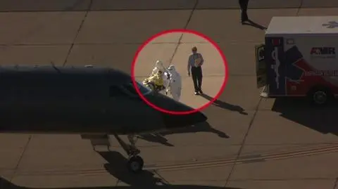 Ebola straszy. On się nie przejął
