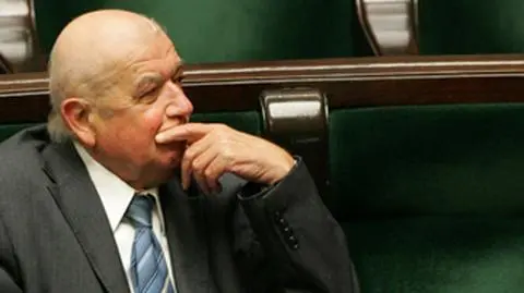 Profesor Religa odznaczony 
 Orderem Orła Białego