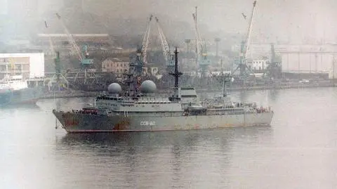 Rosyjski okręt nabrał wody