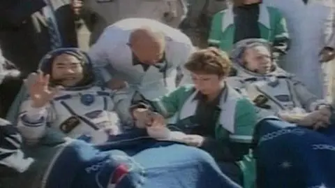 Trzech astronautów w stepie