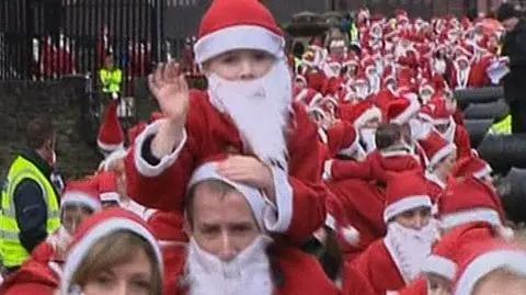 Rekordowy marsz mikołajów