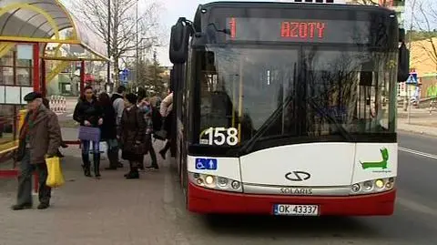 2 wsiada, 3 wysiada. Kierowca musi liczyć pasażerów