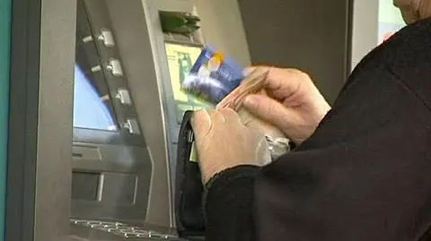 Kopiowali karty płatnicze. "Naciągnęli banki na 250 tys. zł"