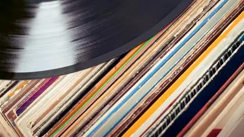 Warner Music Poland przejął Polskie Nagrania