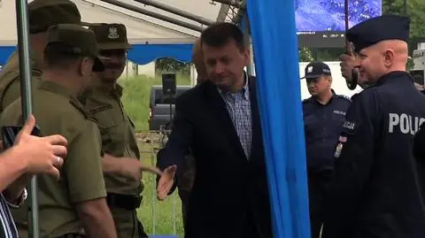 Minister Mariusz Błaszczak w czasie ćwiczeń