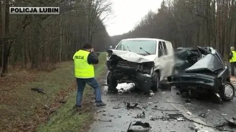 Zderzenie dwóch busów i samochodu. Jedna osoba zginęła