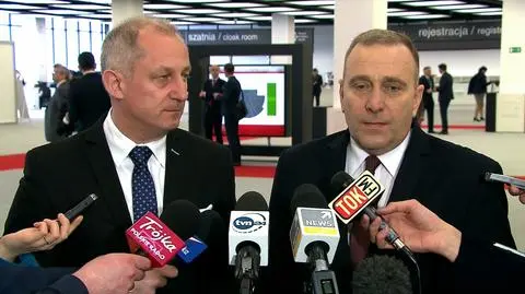 Schetyna: prezydent Duda nie powinien przekierowywać odpowiedzialności