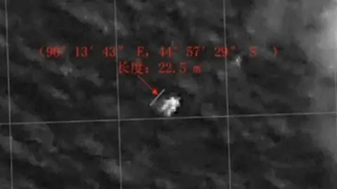 Nowy trop w poszukiwaniach boeinga. Chiński satelita wykrył obiekty 